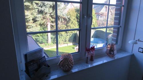 Luttingen House | Cozy Privatzimmer Lüttingen with Bike Garage for Families