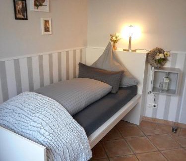 Ilietesheim House | Cozy Privatzimmer Spahn in Mühlheim - Rated 9.2/10
