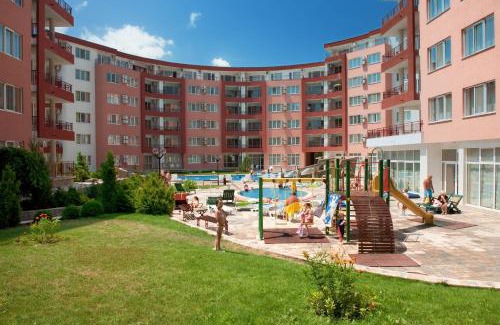 Elenite Apartment | Beachfront Privilege Apartments with Pool and Spa Amenities