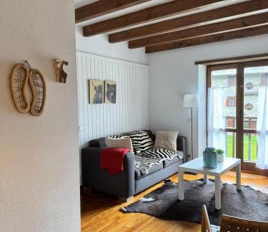 Esterri D'Aneu Apartment | Child-Friendly Escape at Privilege La Bonaigua - Guest Rated 9.2