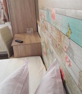 Veliko Tarnovo Center Hotel | Stay at Priyateli - Friends: Family-Friendly Retreat