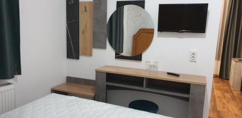 Veliko Tarnovo Center Hotel | Stay at Priyateli - Friends: Family-Friendly Retreat