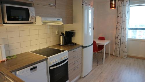 Vaasa Apartment | Family-Friendly Retreat at Pro Apartments 3 - Rated 9.1/10