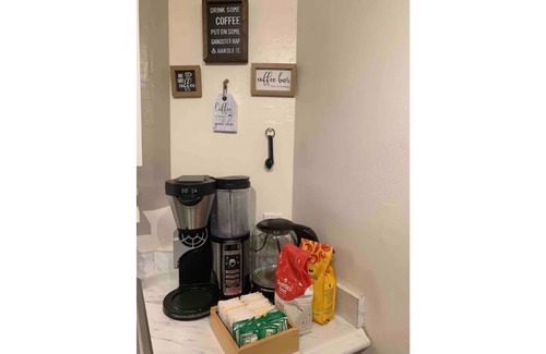 Reed-Cooke Apartment | Adams Morgan Cozy Retreat with Kid-Friendly Amenities