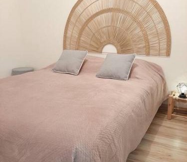 Tille Apartment | Conveniently Located Hotel O Nature Near Airport