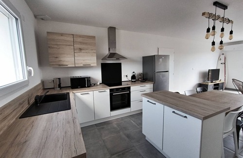 Longeville-sur-Mer House | Family-Friendly Getaway Near the Beach with Ocean Views