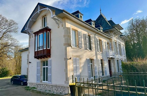 Vaudoncourt Apartment | Explore Château Viendal: Pet-Friendly Stay near Vittel