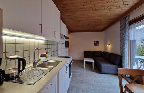 Uttendorf Apartment | Convenient Profelt Apartment B with Pool and Lake View