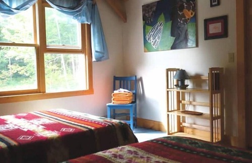 New Salem Cabin | Family-Friendly Retreat: Fiber-Optic Comfort in Nature