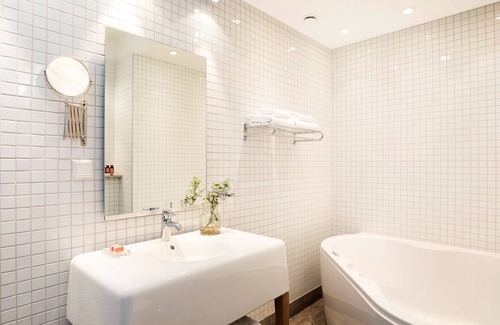 Ostermalm Hotel | Elegant Stay at ProfilHotels Riddargatan - Rated 9/10