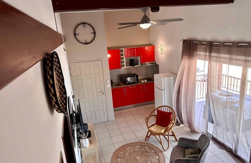 Montabo Apartment | Relaxing Stay Between City and Beach with Pool & Netflix