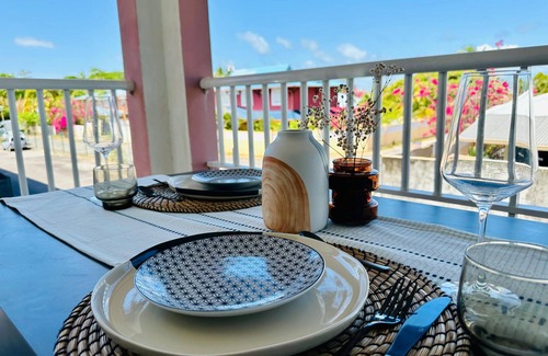 Montabo Apartment | Relaxing Stay Between City and Beach with Pool & Netflix