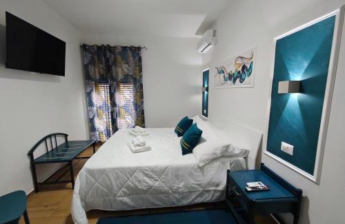 Lascari Apartment | Enjoy Oceanfront Bliss at Profumo di casa - Rated 9.6/10