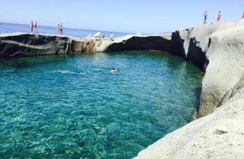 Porto Alabe House | Oceanfront Escape at Profumo di Mare – Rated 9.4/10
