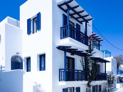 Agios Prokopios Apartment | Explore Prokopios Apartment: Oceanfront Retreat Awaits