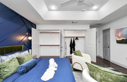 Northside House | ProlificSuites Escape - Trendy Accommodations & Family-Friendly