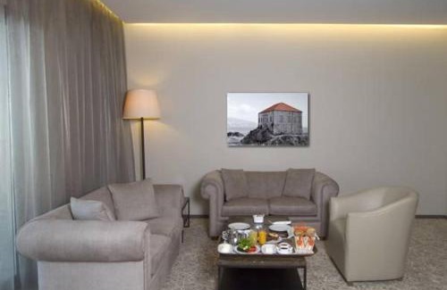Zalqa Hotel | Oceanfront Bliss at Promenade Hotel - Family-Friendly Retreat