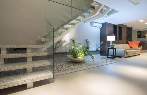 Centro Apartment | Discover Promenade Prime Itaboraí with Oceanfront Relaxation