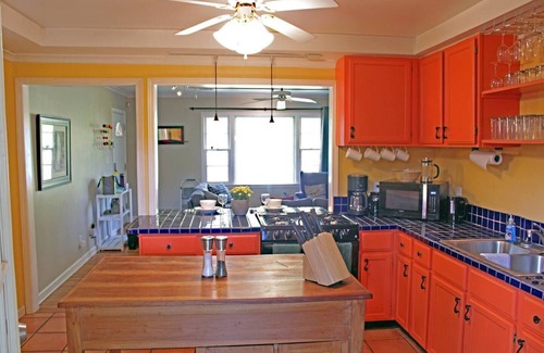 Tulsa House | Unbeatable Rates at Harvard House with Top-Rated Amenities