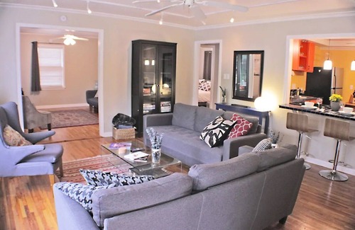 Tulsa House | Unbeatable Rates at Harvard House with Top-Rated Amenities