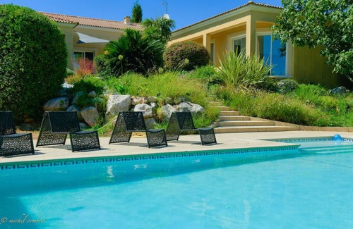 Saint-Aunes House | Attractive Property with Pool, Gym & Games Room Fun
