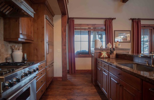 Park City House | Guest Rated 10/10: Trapper Cabin at Promontory Ranch Club