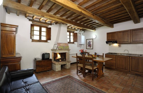 Corciano House | Discover Taggiasca Residence: Poolside Bliss Near Perugia