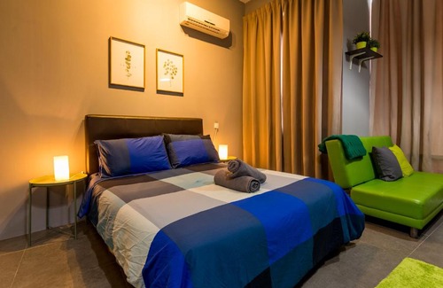Damansara Perdana Apartment | Budget-Friendly Proper Suites at Empire Damansara
