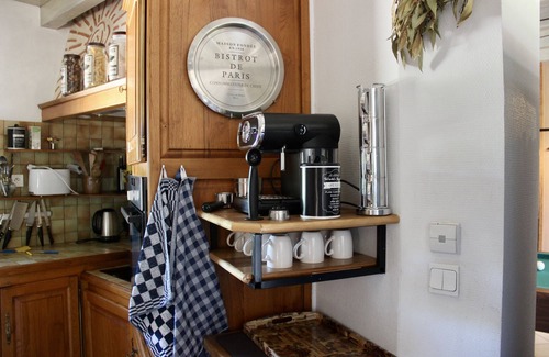 Lacapelle-Biron Villa | Pet-Friendly Villa with Pool & Ocean Views in Lacapelle Biron