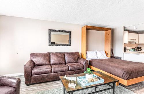 Neskowin Apartment | Oceanfront Bliss at Proposal Rock View - Rated 8.9/10