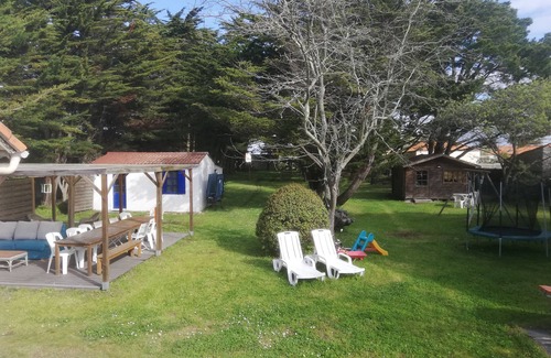 Prefailles House | Relaxing Retreat 800m from Beaches with Family-Friendly Amenities
