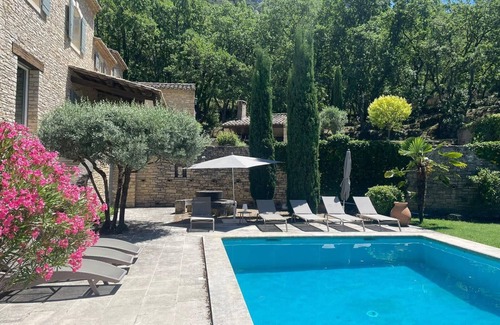 Robion House | Exceptional Stay in the Heart of Luberon with Pool & Spa