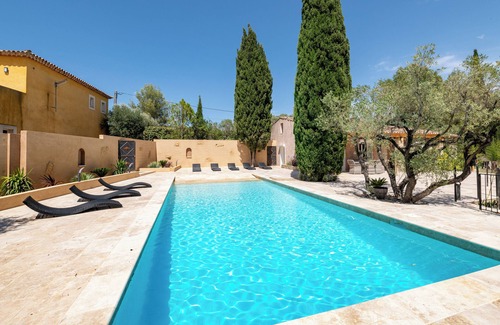 Le Beausset Villa | Idyllic Countryside Retreat Near Circuit Paul Ricard & Bandol
