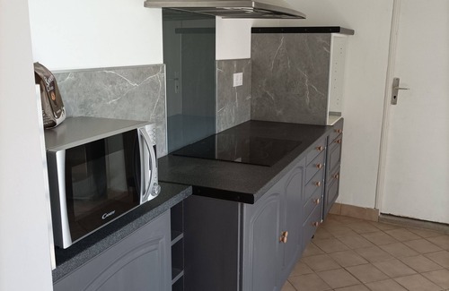 Asnieres-en-Poitou House | Charming Country Property Near Scenic Hiking Trails