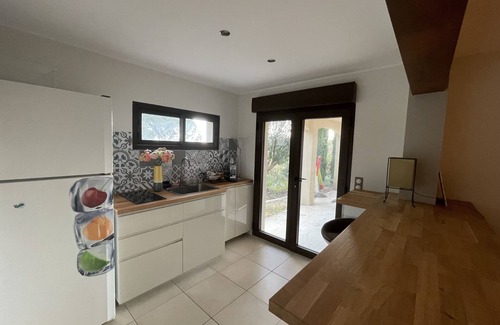 Serviers-et-Labaume House | Scenic Retreat Near Uzès with Pool and Relaxing Spa