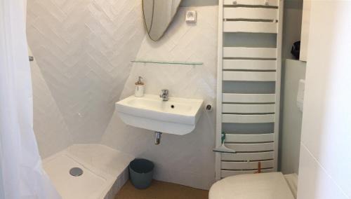 Seine-Port House | Experience Oceanfront Bliss at Propriété Les Ruisseaux