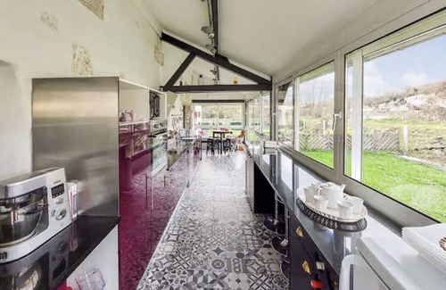 Berville-sur-Seine House | Panoramic Seine Views with Private Heated Outdoor Pool
