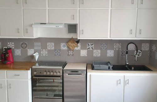 Angouleme House | Family-Friendly 3-Bedroom Retreat in Angouleme