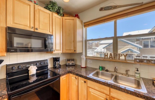 Wildernest Hotel | Family-Friendly Stay at Prospector Village 105D