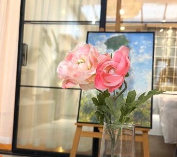 Huaihai Road Commercial Area House | Discover Prosperity B&B on Yongkang Road in Downtown Shanghai