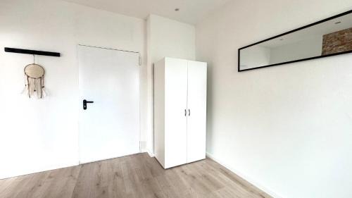 Munsterdorf Apartment | Comfortable Studio Apartment Near Itzehoe for Families