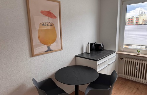 Muelfort Apartment | ProStays Apartment - 2 bedrooms, 4 single beds & kitchen in Mönchengladbach