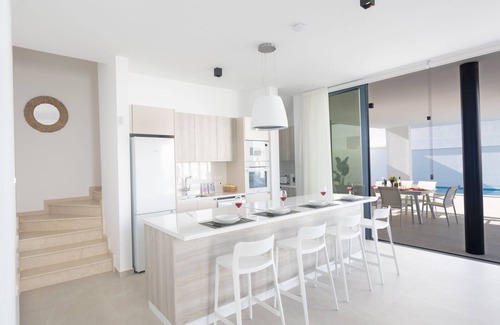 Protaras Cottage | Protaras Aqua Pearl Villa AQ16 - a villa that sleeps 9 guests in 4 bedrooms