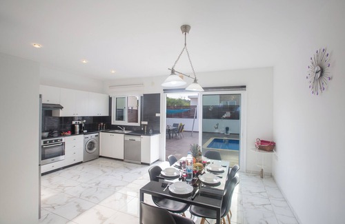 Protaras Villa | Family-Friendly Protaras Holiday Villa with Pool & Breakfast