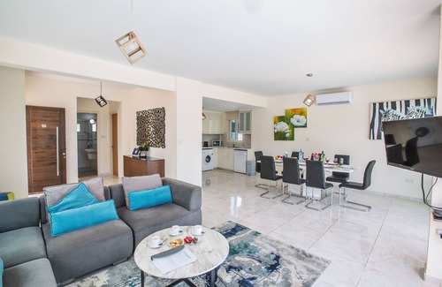 Protaras Cottage | Protaras Mesogeios Villa ME16: Ideal for Family Retreats