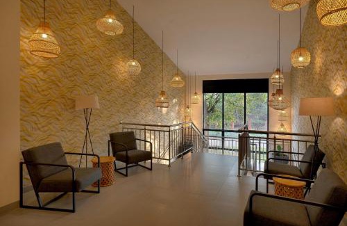 Ndola Hotel | Oceanfront Relaxation at Protea Hotel by Marriott Ndola