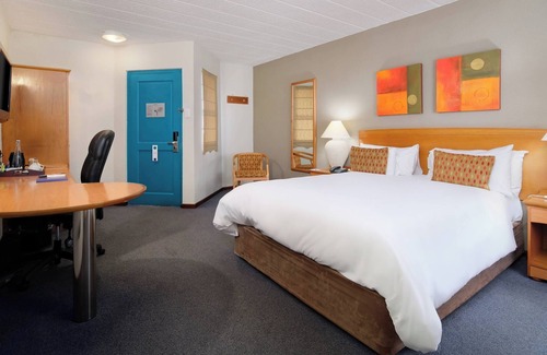 Polokwane Hotel | Inviting Protea Hotel by Marriott Polokwane Landmark Stay