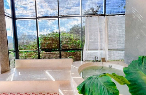 Pong Yaeng Hotel | Explore Proud Phu Fah: 4-Star Family-Friendly Retreat