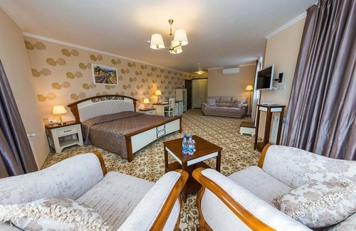 Goryachiy Klyuch Hotel | Exceptional Provance Hotel: Pet Friendly & Family-Oriented
