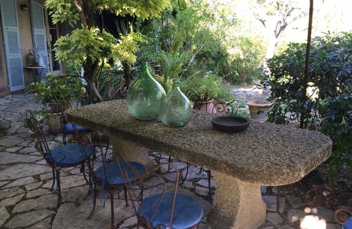 Tourrettes-sur-Loup Villa | Beautiful Provencal House with Private Pool & Ocean Views